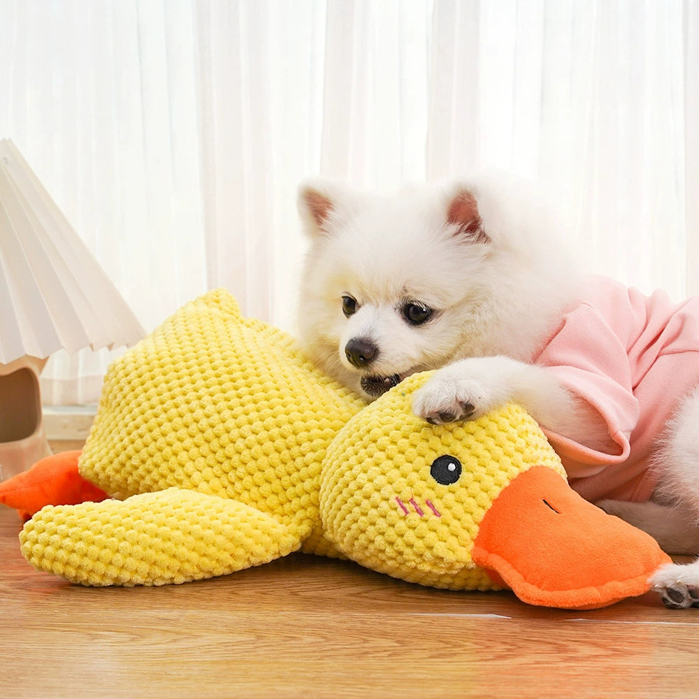 Relieving Boredom to Sleep with Yellow Duck Self-Hi Dog