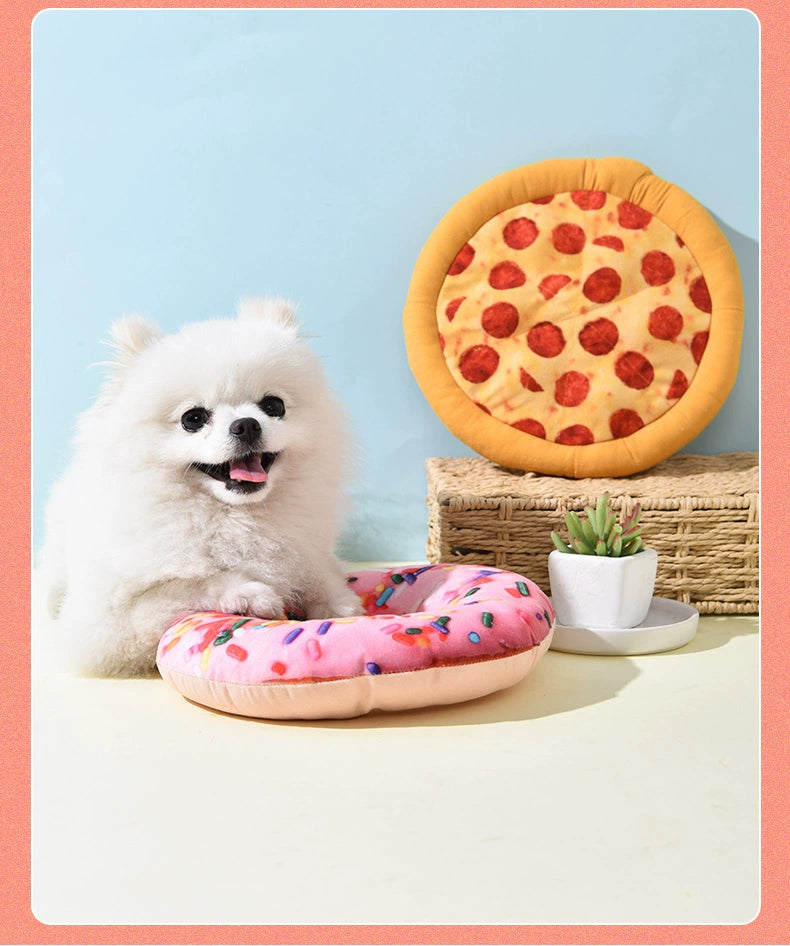 Pizza toy for medium to large dogs