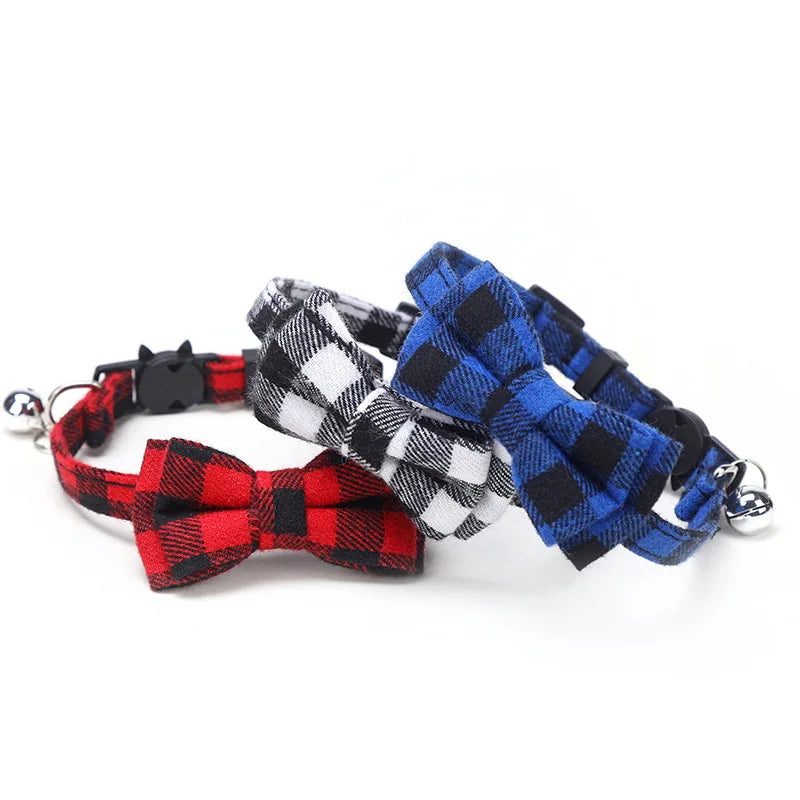 Pet Breakaway Cat Collar Bow Tie and Bell Cute Plaid Christmas Red Elastic Adjustable Dog Collar With Sash Small Bell For Cats