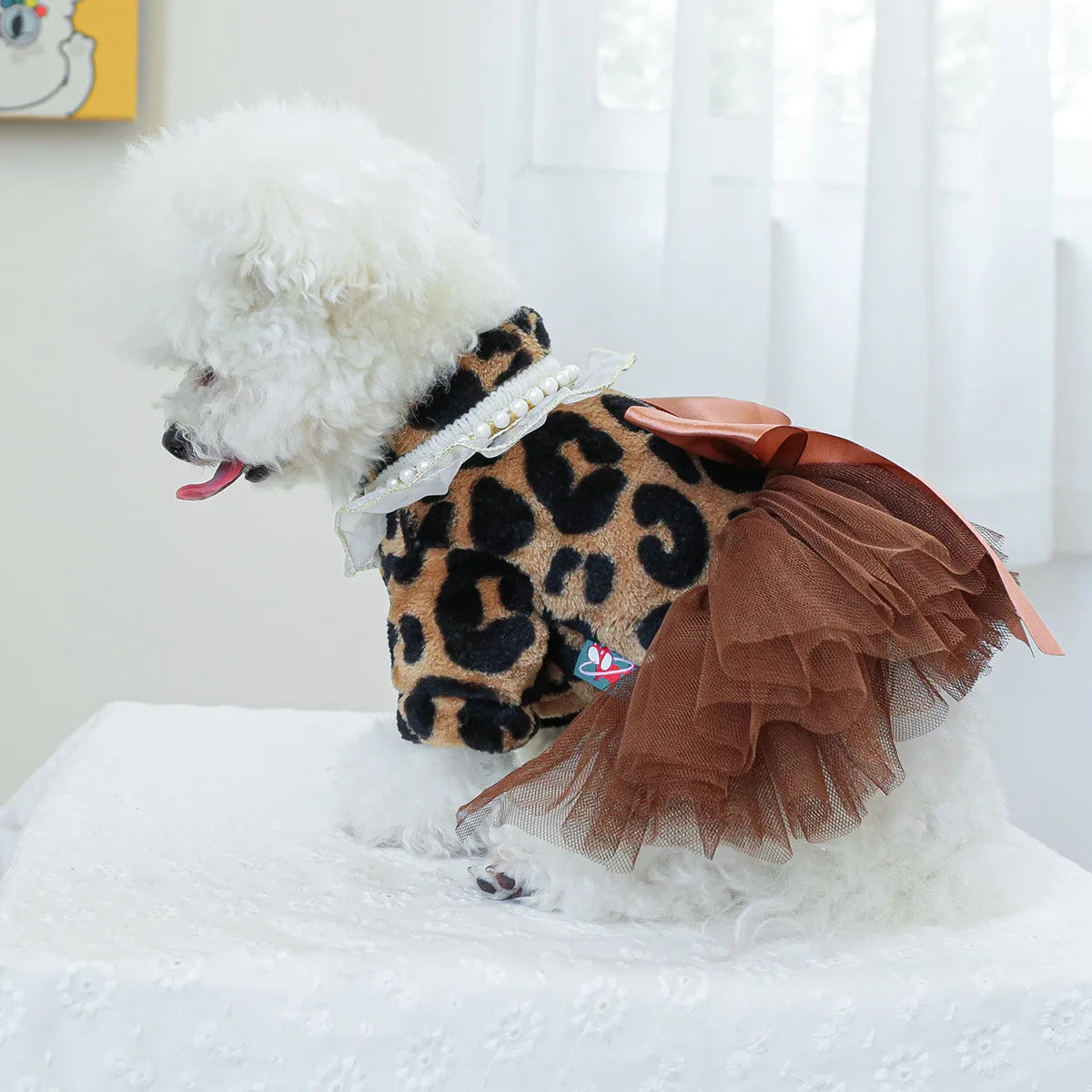 Pet Plush Mesh Splicing Dress for Dogs Cats Cute Warmth Leopard Pattern Wedding Dress Cute Pearl Bow Coat for Small Dogs