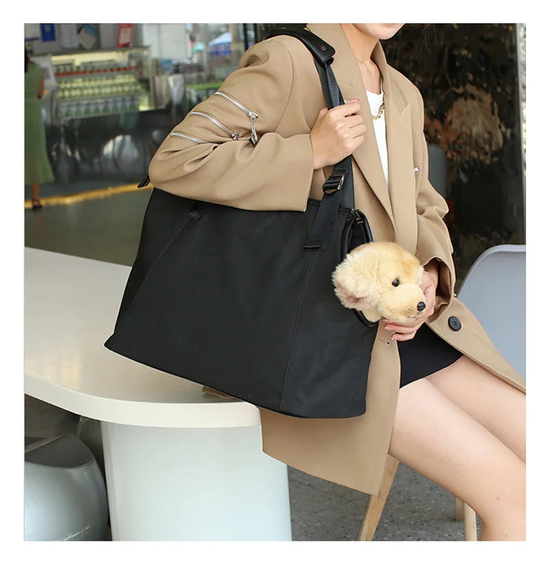 New Luxury Pet Travel Bag Durable Nylon Pet Handbag For Dog Cat Breathable One-shoulder Bag For Puppy Outdoor Dog Carrier Bag