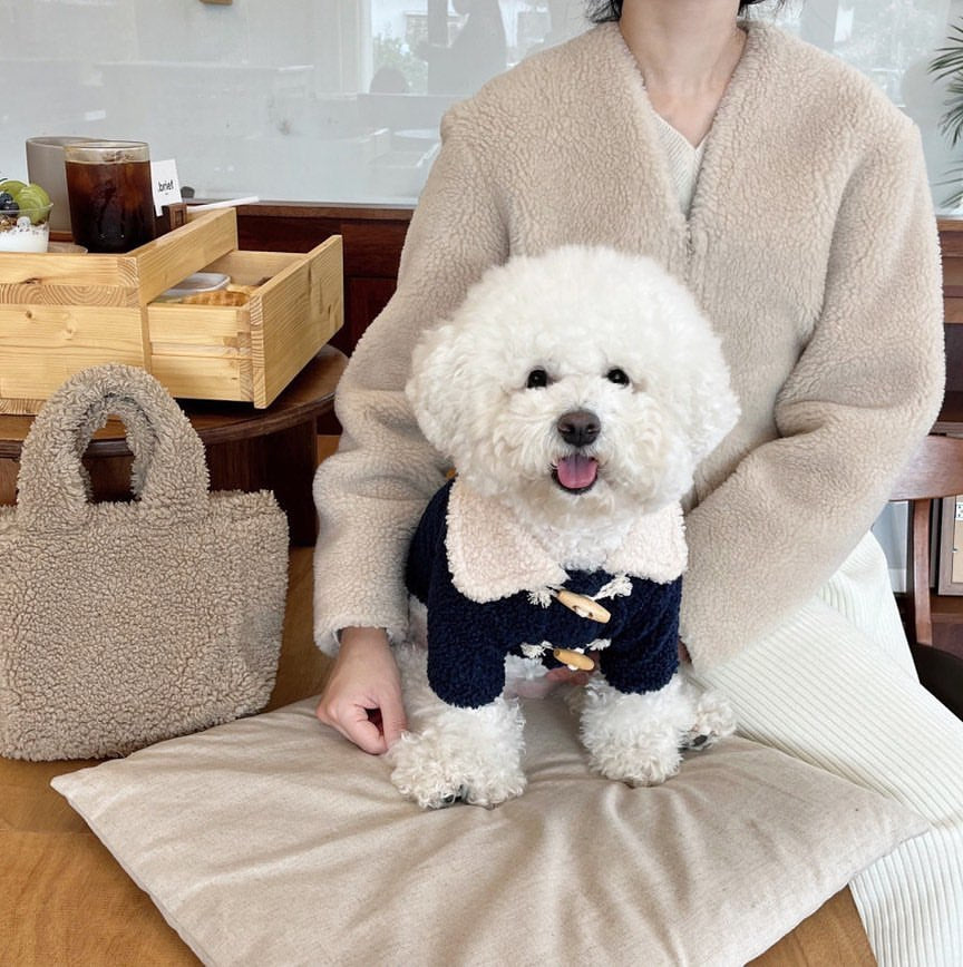 Autumn Winter Thickened Warm Coat Dog Cat Buckle Shake Fleece Coat Teddy Yorkshire Small Puppy Dog Horn Buckle Coat Clothes