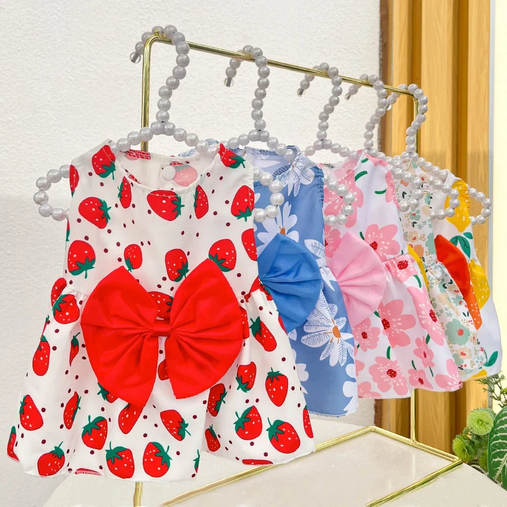 Girl Dog Dresses Floral Cat Dress Puppy Princess Dress Doggies Summer Outfit with Bowknot Female Pet Skirts for Chihuahua Yorkie