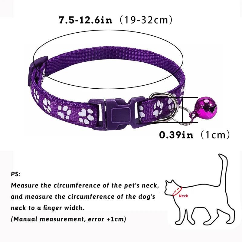 Collier pour animal de compagnie avec clochette, empreinte de pas de dessin animé, accessoires colorés pour chien, chiot, chat, collier pour chaton, anneau de sécurité réglable, collier pour animal de compagnie