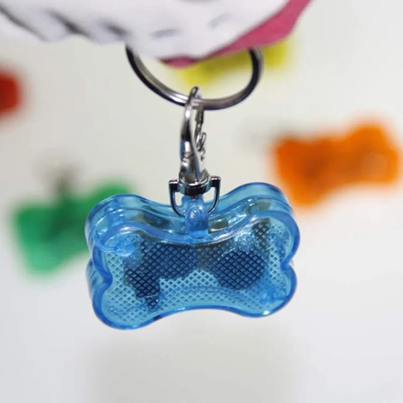 LED Lights Night Safety Dog Collar Glowing Pendant Pet Accessories Glow In The Dark Bright Necklace Flashing Light Pendant