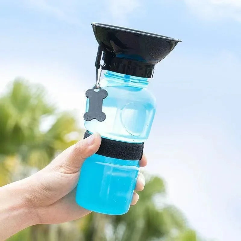 500ml Outdoor Portable Pet Dog Water Bottle Extrusion Large Dog Travel Water Cup Drinking Water Feeder Bowl for Dog Cat