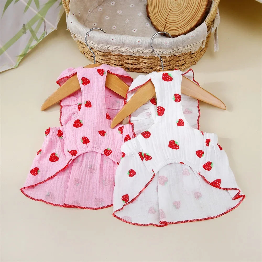 Strawberry Pattern Summer Dress for Dog Pet Clothing Dog Suspender Skirt Cats Puppy Cute Dog Costume Supplies