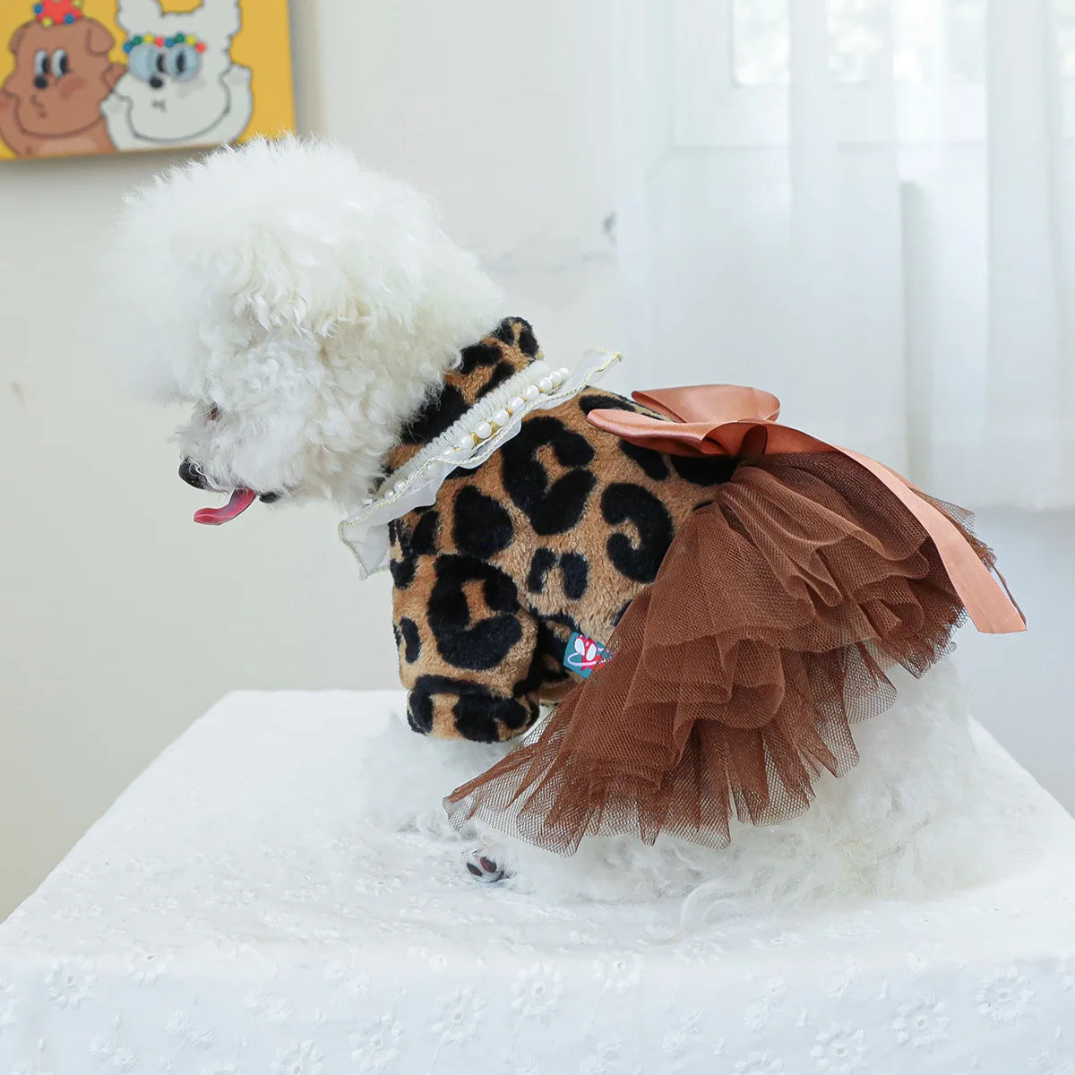 Pet Plush Mesh Splicing Dress for Dogs Cats Cute Warmth Leopard Pattern Wedding Dress Cute Pearl Bow Coat for Small Dogs