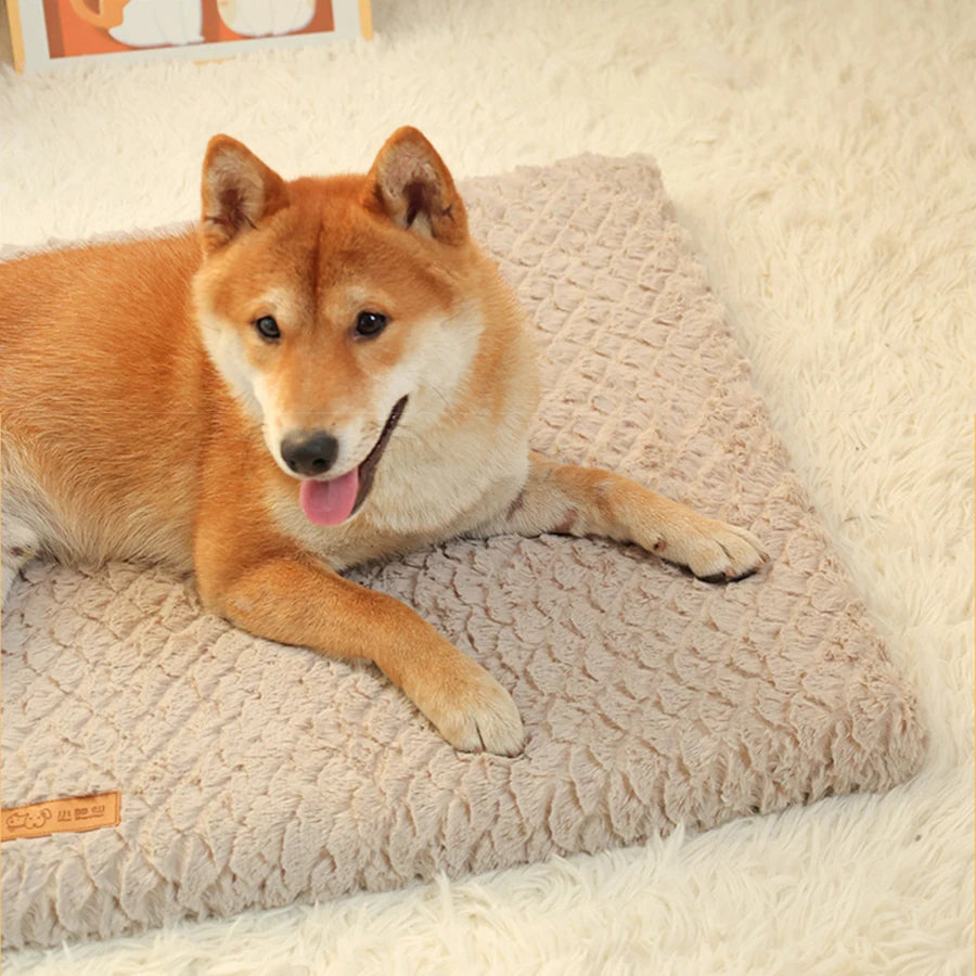 Short Plush Dog Bed Pet Mat Pet Bed Washable Pet Crate Bed For Dog Anti-Slip Pet Mat Bed For Small And Medium Pet Sleeping Mat