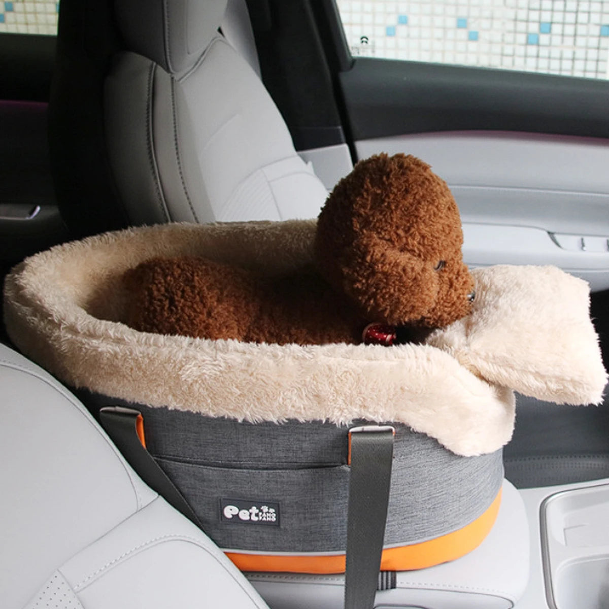 Pet bag out car mat cat safety seat control nest Bomei Teddy out carrying bag pet supplies.