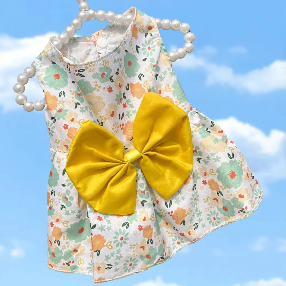 Girl Dog Dresses Floral Cat Dress Puppy Princess Dress Doggies Summer Outfit with Bowknot Female Pet Skirts for Chihuahua Yorkie