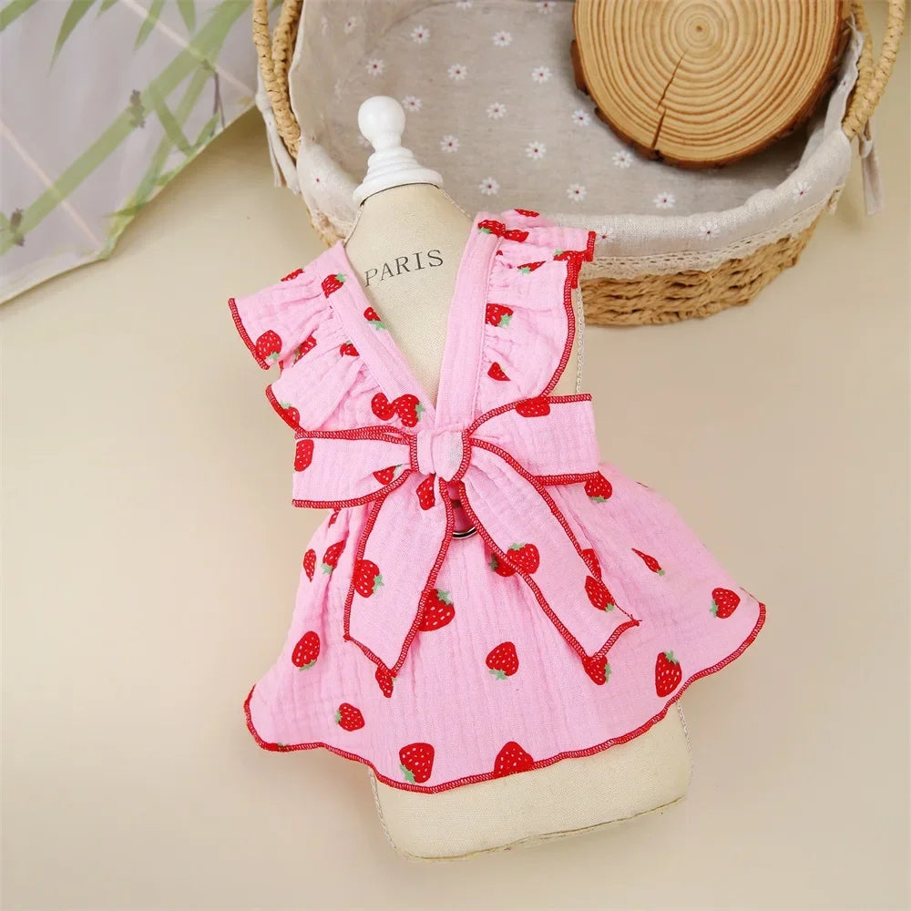 Strawberry Pattern Summer Dress for Dog Pet Clothing Dog Suspender Skirt Cats Puppy Cute Dog Costume Supplies