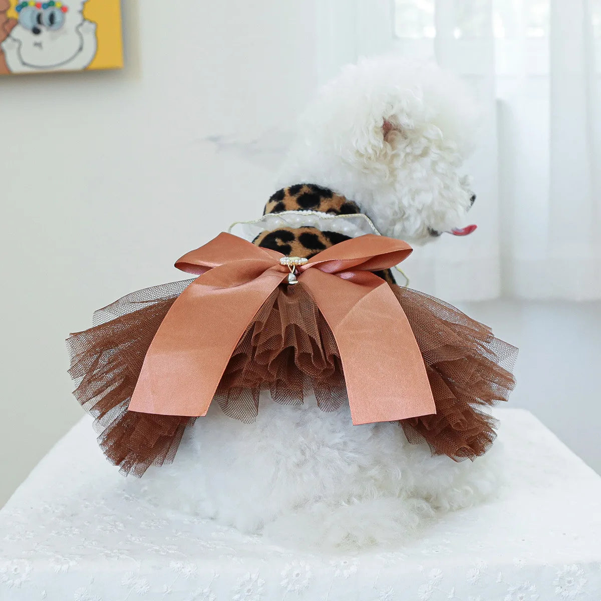 Pet Plush Mesh Splicing Dress for Dogs Cats Cute Warmth Leopard Pattern Wedding Dress Cute Pearl Bow Coat for Small Dogs