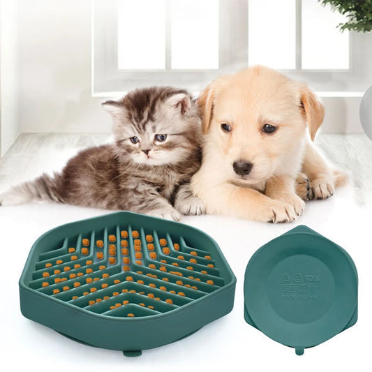 Pet supplies Silicone Dog Lick Mat for Dogs Pet Slow Food Plate Non-sliping Pet Sucker Food Feeder Dog Cat Basin Meal Cushion