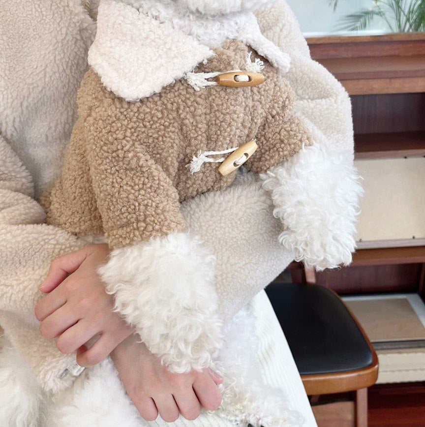 Autumn Winter Thickened Warm Coat Dog Cat Buckle Shake Fleece Coat Teddy Yorkshire Small Puppy Dog Horn Buckle Coat Clothes