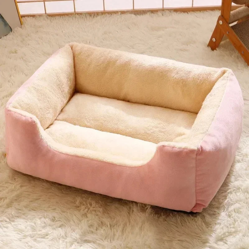 Lit pour chat moelleux et épais carré, coussin chaud et confortable pour animaux de compagnie avec base antidérapante, grand nid doux pour chien, fournitures d'hiver pour animaux de compagnie